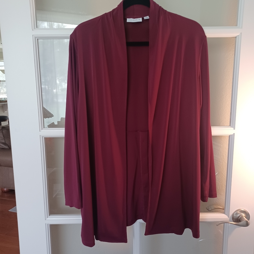 Susan Graver Burgundy Liquid Knit Womens Cardigan 1X Buttons On Back Pleat